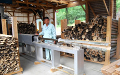 竹炭 薪作り